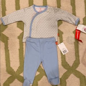 Magnetic Magnificent Baby boys  outfit NWT 3M